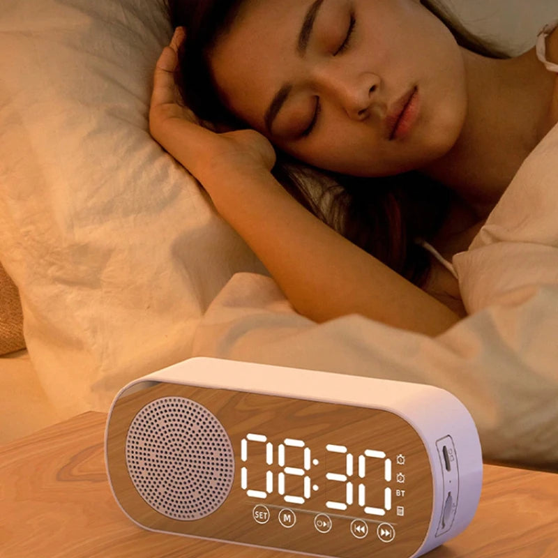 Digital Wireless Bluetooth Speaker Multi-Functional Loud Subwoofer Clock Mini AI Smart Alarm Clock Speaker Portable
